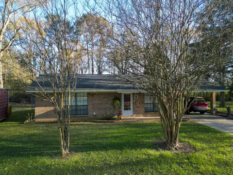 26 Harts Cir, Mount Olive, MS 39119