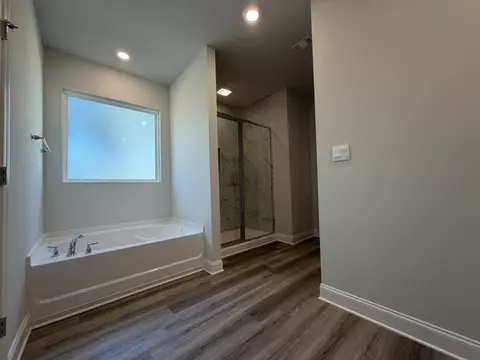 Bath - 7 Wabash Way, Sumrall, MS 39482 photo 1 of 4