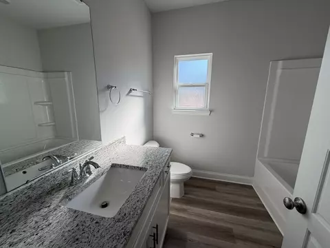 Bath - 7 Wabash Way, Sumrall, MS 39482 photo 3 of 4