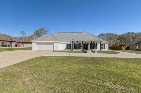 98 Morrell Cir, Hattiesburg, MS 39402