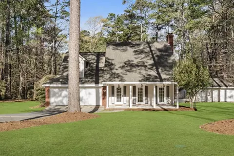 57 Dogwood Cir, Petal, MS 39465
