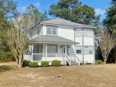 3 Powell Ln, Columbia, MS 39429