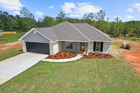 13 Applewood Dr, Purvis, MS 39475