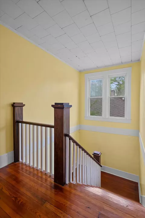 Entry Way - 837 N 7th Ave, Laurel, MS 39440 photo 5 of 5