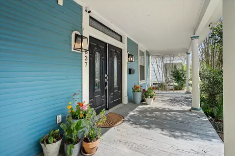 Exterior - 837 N 7th Ave, Laurel, MS 39440 photo 3 of 11