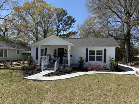 304 S George St, Petal, MS 39465