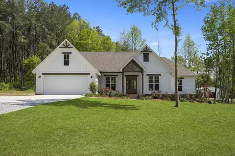 2894 Rocky Branch Rd, Sumrall, MS 39482