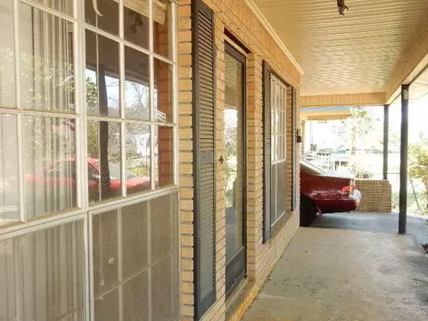 Exterior - 608 E 11th St, Laurel, MS 39440 photo 7 of 9