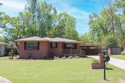 1104 Meadowood Rd, Columbia, MS 39429