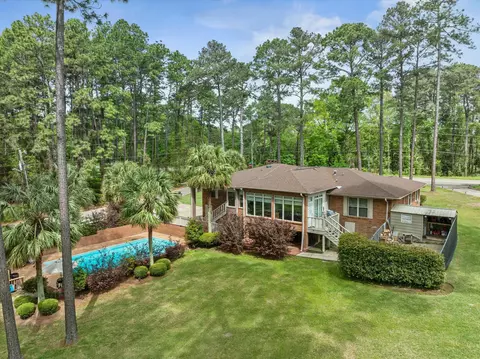 2426 Us-84, Laurel, MS 39440 photo 2