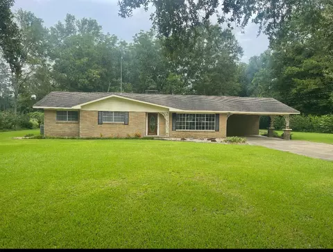 125 Tolar Cut Off, Columbia, MS 39429