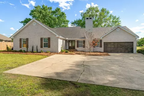 126 Country Park Dr, Petal, MS 39465