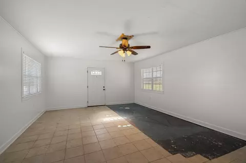 Living - 174 Doc Johnson Rd, Purvis, MS 39475 photo 5 of 5