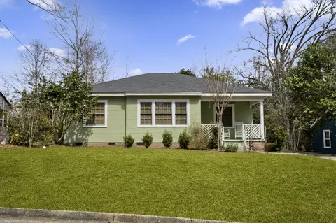 805 W 21st St, Laurel, MS 39440