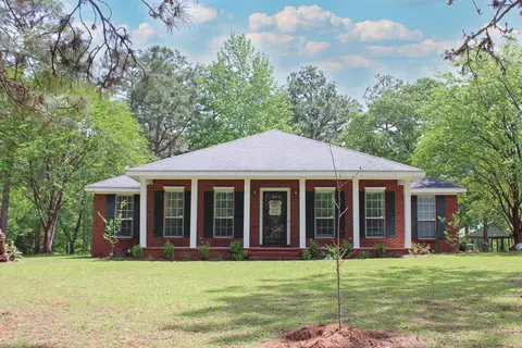 64 Brody Ln, Petal, MS 39465