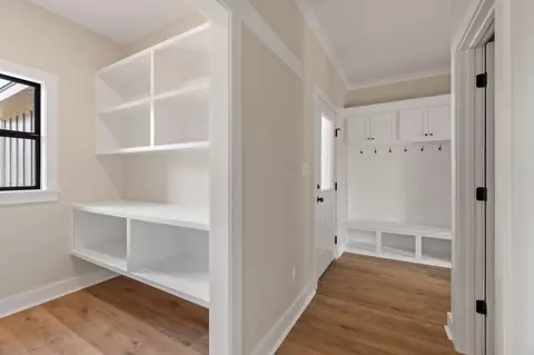 Entry Way - 8 Brunswick Pt, Sumrall, MS 39482 photo 1 of 1