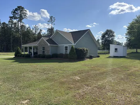 107 Albert Davis Rd, Lucedale, MS 39452 photo 2