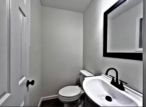 Bath - 502 8th St, Purvis, MS 39475 photo 1 of 2