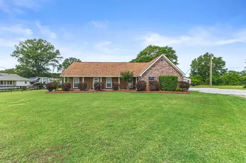 409 Coal Town Rd, Purvis, MS 39475