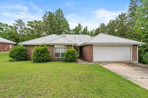 146 Longwood Pl, Hattiesburg, MS 39402