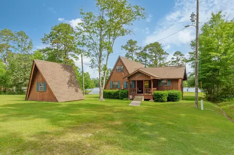 123 Maple Dr, Perkinston, MS 39573