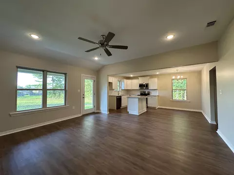 90 Todd Rd, Sumrall, MS 39482 photo 6