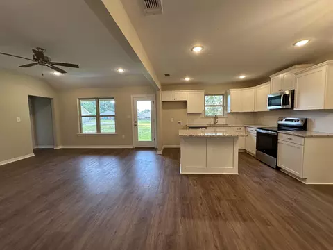 90 Todd Rd, Sumrall, MS 39482 photo 5