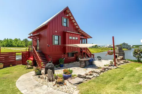 21 Pier Pt, Lumberton, MS 39455