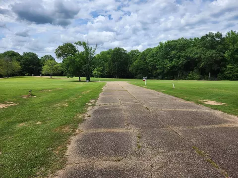 00 Oak Hls, Collins, MS 39428