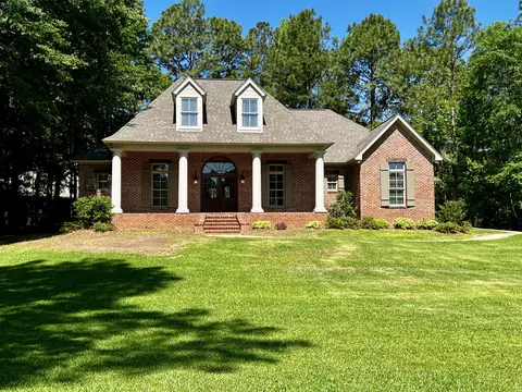 40 Brookline Dr, Hattiesburg, MS 39402