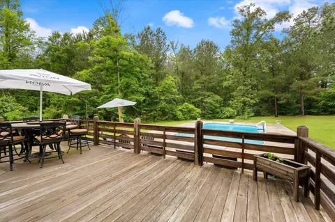 Exterior - 4423 Hwy 589, Sumrall, MS 39482 photo 7 of 17