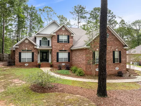 32 Cambrooke, Hattiesburg, MS 39402