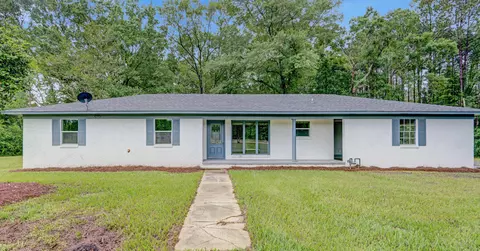 128 Peps Pt, Hattiesburg, MS 39401