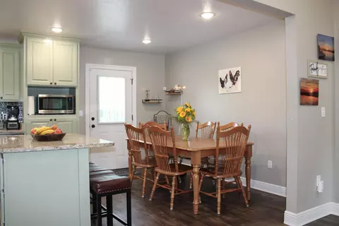 Dining - 107 Mozingo Dr, Petal, MS 39465 photo 1 of 1