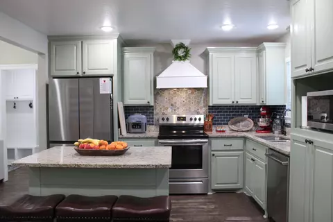 Kitchen - 107 Mozingo Dr, Petal, MS 39465 photo 3 of 5