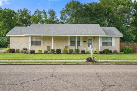 403 Lafayette, Columbia, MS 39429