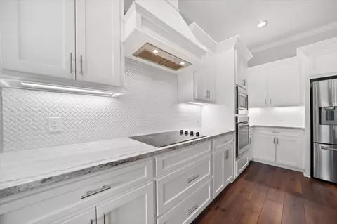 Kitchen - 2 Fieldpointe, Petal, MS 39465 photo 3 of 3