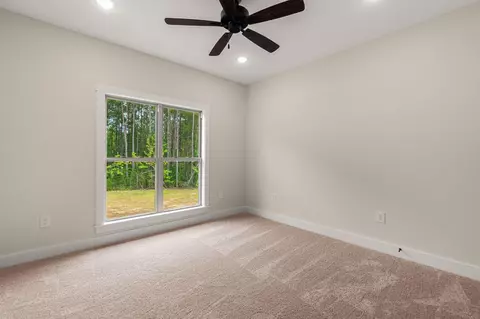 Bedroom - 41 Redmont Dr, Sumrall, MS 39482 photo 5 of 6