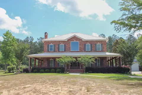 38 Bedford Forrest Ln, Hattiesburg, MS 39401