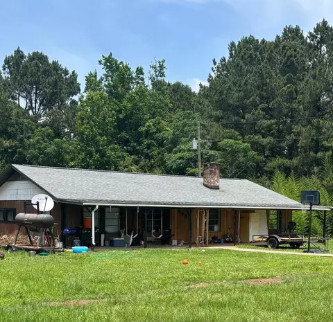 210 Country Road 279, Bay Springs, MS 39422