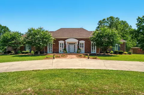 906 Co Rd 8, Stringer, MS 39481