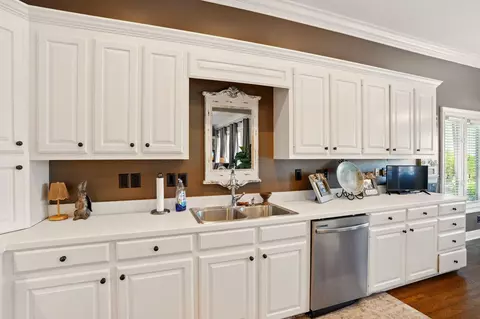 Kitchen - 906 Co Rd 8, Stringer, MS 39481 photo 6 of 7