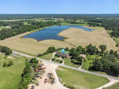 View/Area - 906 Co Rd 8, Stringer, MS 39481 photo 4 of 5