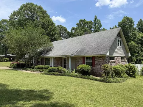 194 Hartfield Rd, Columbia, MS 39429