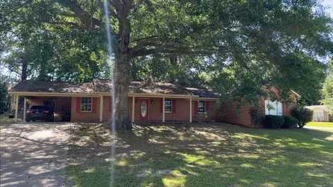 204 Valentine Ave, Quitman, MS 39355 photo 1