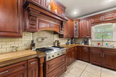 Kitchen - 471 Dobson Rd, Purvis, MS 39475 photo 4 of 4