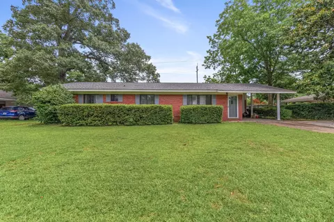 112 Lamar Ave, Hattiesburg, MS 39402