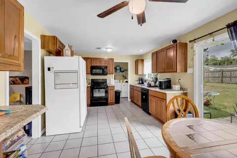 615 Baker St, Wiggins, MS 39577 photo 10