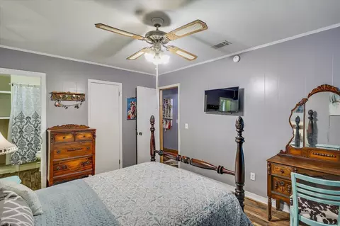 Bedroom - 1563 Dry Creek Rd, Magee, MS 39111 photo 2 of 4