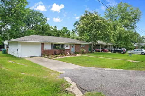 105 Anne St, Petal, MS 39465
